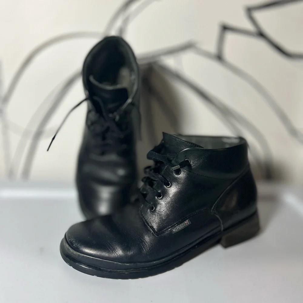 Mephisto 100% Caoutchouc Black Ankle Boots, High Quality and Handcrafted Size 7 - Picture 1 of 12